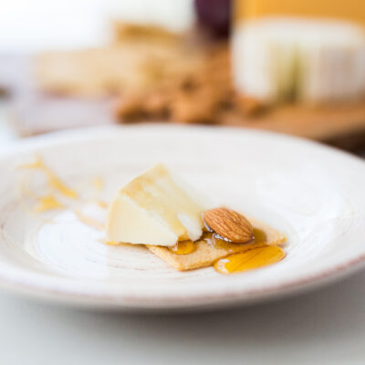 20180502Grain Free Olive Oil Crackers-hero
