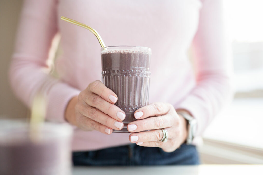Peanut Butter and Açai Smoothie