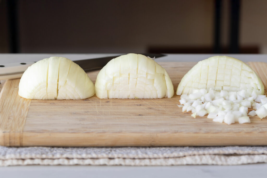 Dicing an onion