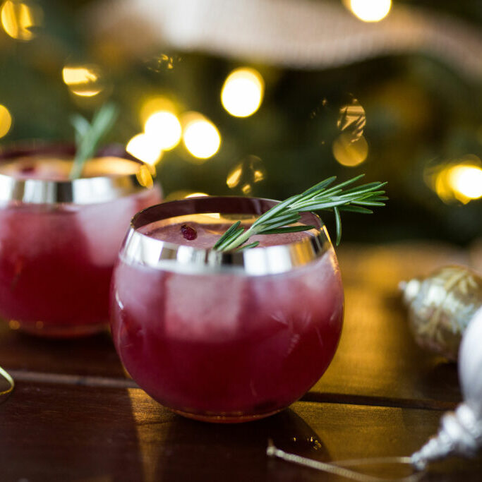 Pomegranate Ginger Fizz